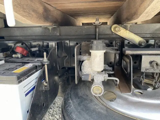 いすゞ エルフ 小型 平ボディ KR-NKR81E H15の中古トラック画像像17