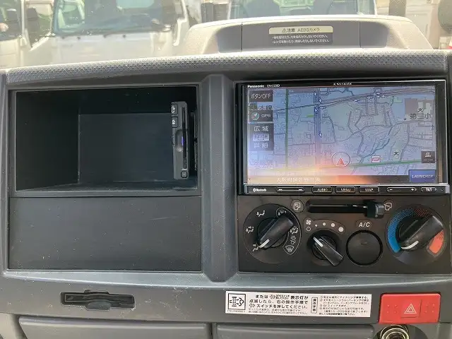 いすゞ エルフ 小型 平ボディ 2RG-NJR88A R2の中古トラック画像13