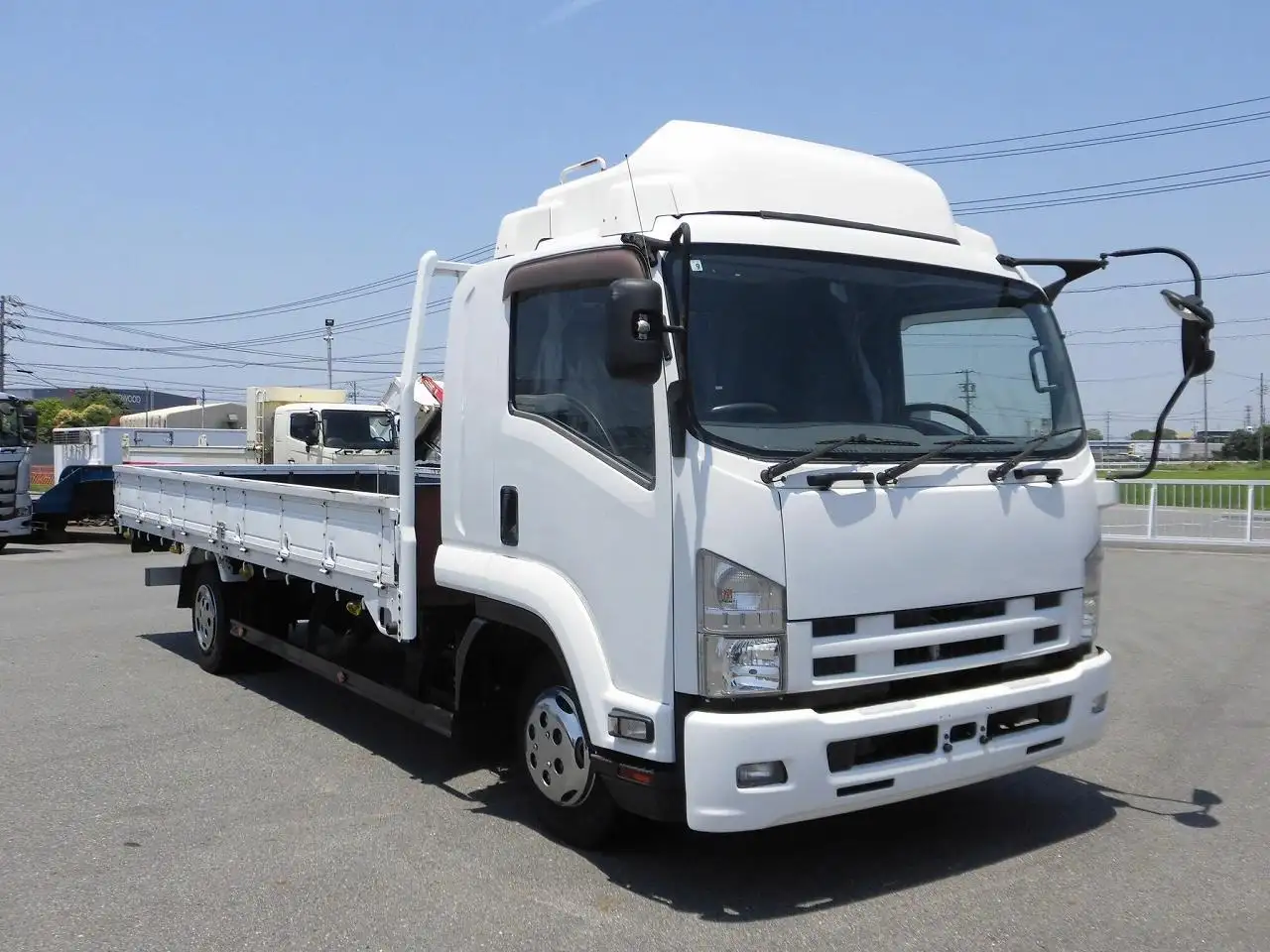 いすゞ フォワード 中型/増トン 平ボディ 床鉄板 ベッドの中古トラック画像2