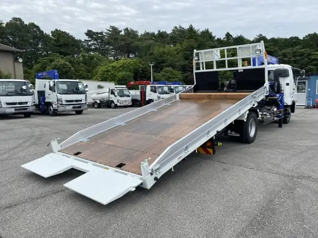 三菱 ファイター 中型/増トン 車両重機運搬 4段クレーン ラジコンの中古トラック画像6