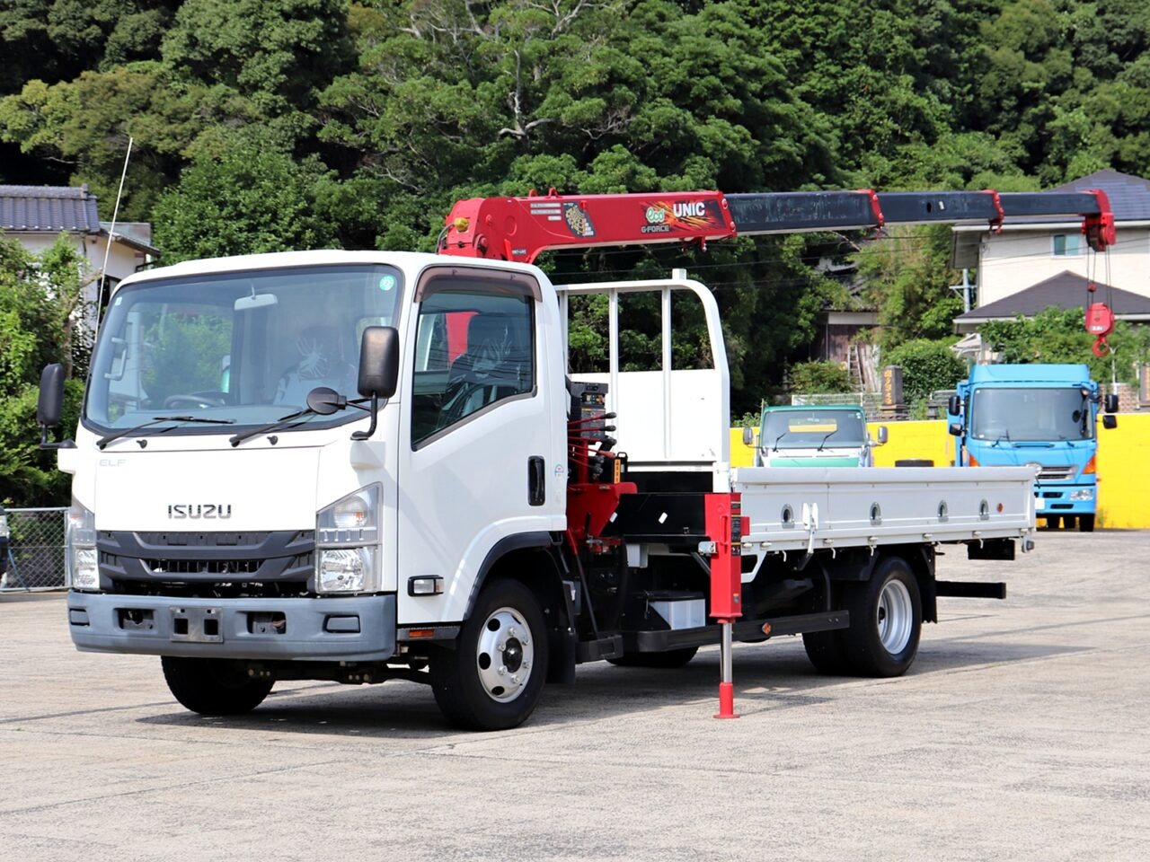 いすゞ エルフ 小型 クレーン付 6段 ラジコン の中古トラック【車両No.108527】