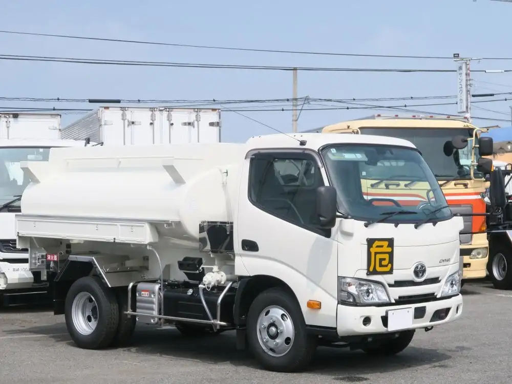 日野 デュトロ 小型 タンク車 ローリー 2KG-XZU600Hの中古トラック画像2