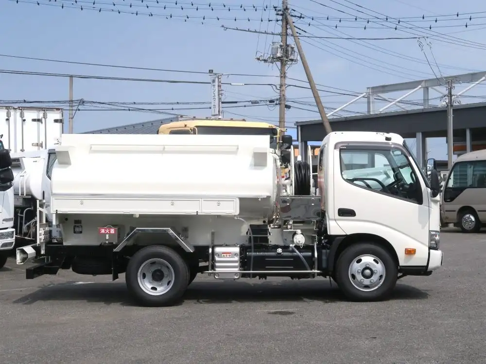 日野 デュトロ 小型 タンク車 ローリー 2KG-XZU600Hの中古トラック画像3