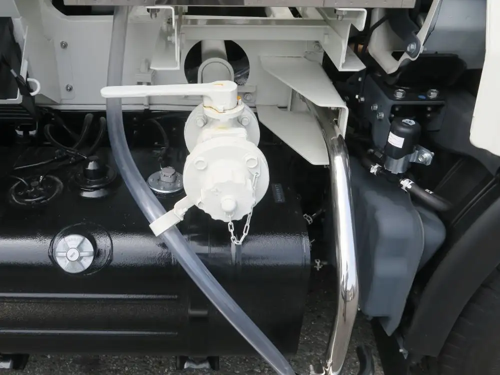 日野 デュトロ 小型 タンク車 ローリー 2KG-XZU600Hの中古トラック画像14