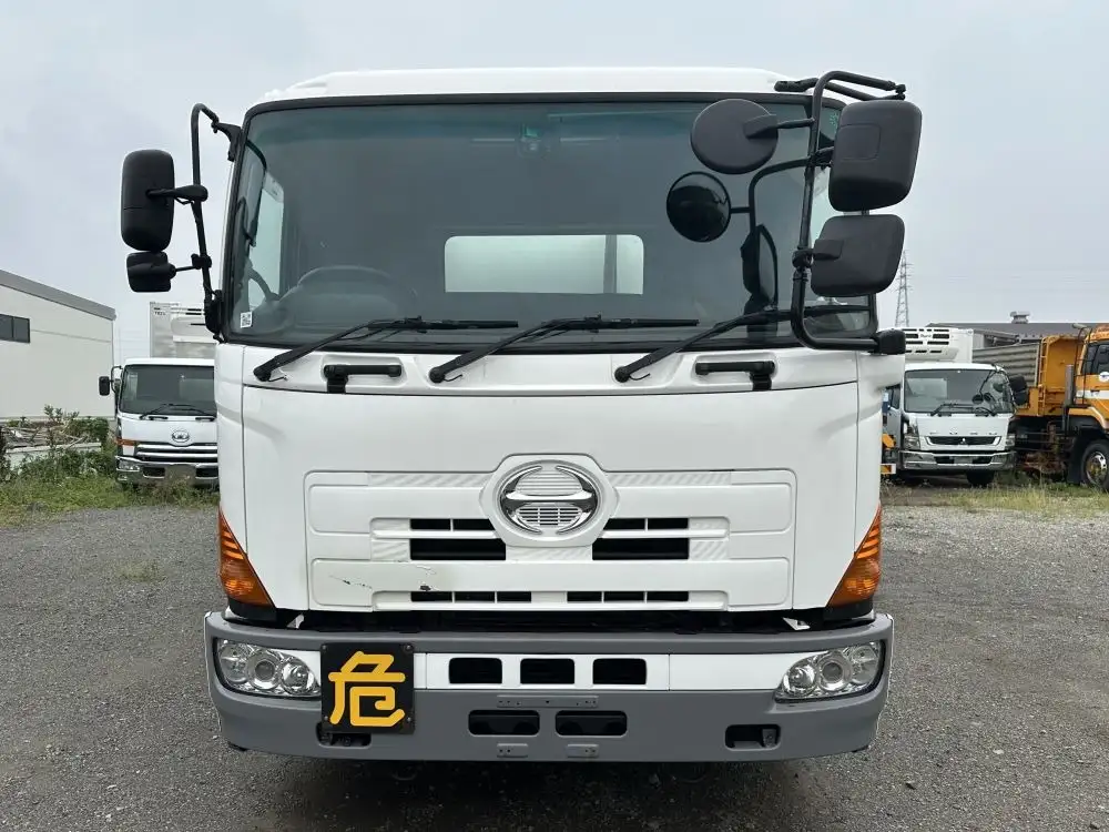 日野 プロフィア 大型 タンク車 ローリー BDG-GN1APYAの中古トラック画像2
