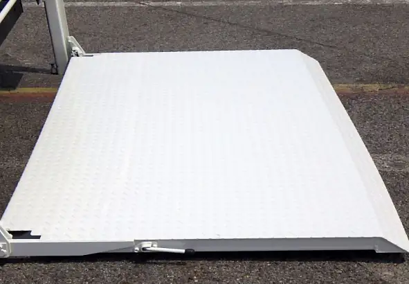 日野 デュトロ 小型 平ボディ パワーゲート TKG-XZC710Mの中古トラック画像9