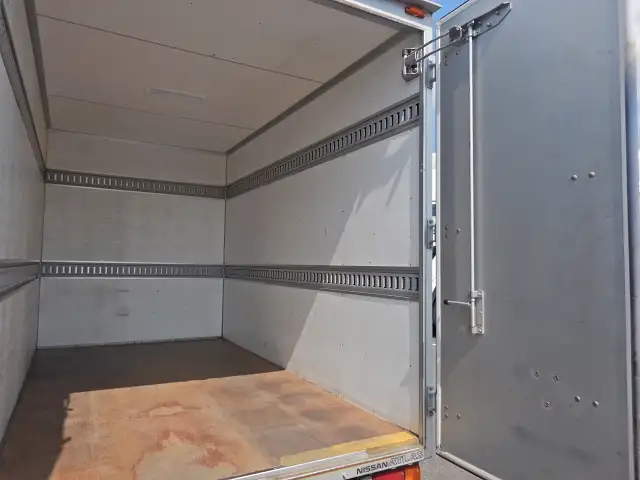日産 アトラス 小型 アルミバン TKG-SZ2F24 H28の中古トラック画像8