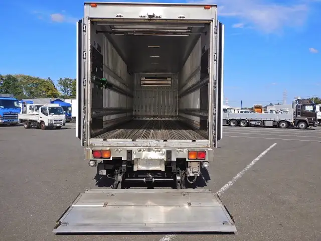 日野 プロフィア 大型 冷凍冷蔵 低温 パワーゲートの中古トラック画像4