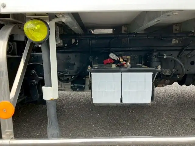 日野 デュトロ 小型 冷凍冷蔵 低温 サイドドアの中古トラック画像16