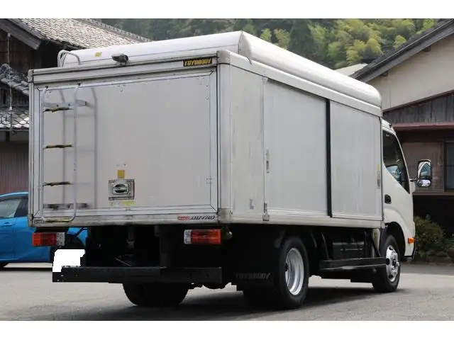 日野 デュトロ 小型 アルミバン ボトルカー サイドドアの中古トラック画像2