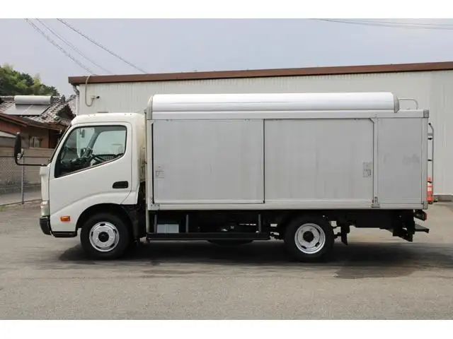 日野 デュトロ 小型 アルミバン ボトルカー サイドドアの中古トラック画像3