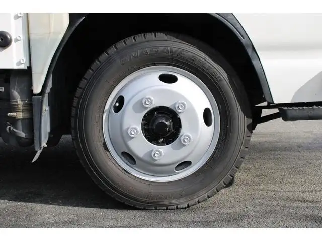 いすゞ エルフ 小型 平ボディ パワーゲート 床鉄板の中古トラック画像20