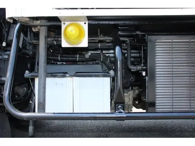 トヨタ ダイナ 小型 冷凍冷蔵 中温 床ステンの中古トラック画像16