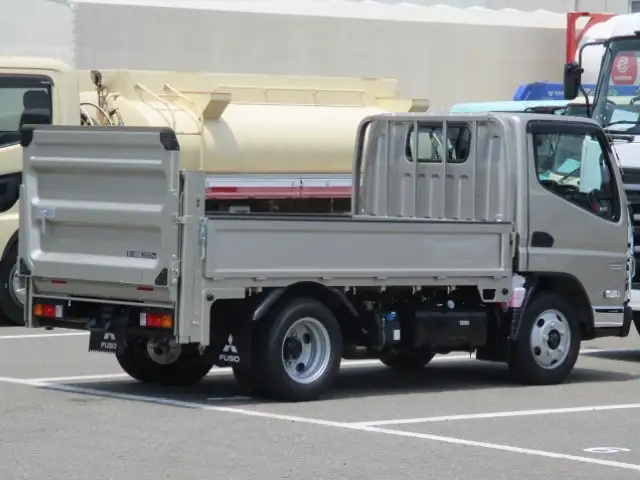 三菱 キャンター 小型 平ボディ パワーゲート 2RG-FBAV0の中古トラック画像3