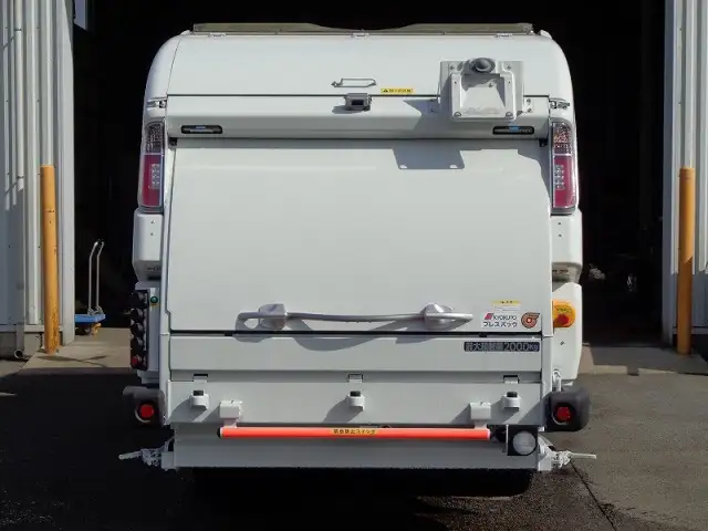 三菱 キャンター 小型 パッカー車 プレス式 2RG-FEAV0の中古トラック画像4