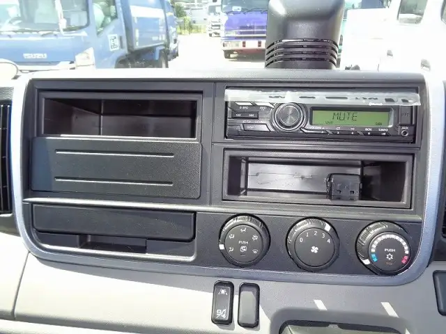 三菱 キャンター 小型 パッカー車 プレス式 2RG-FEAV0の中古トラック画像16