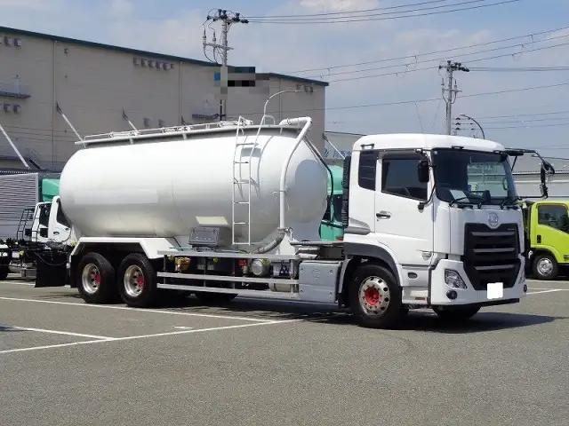 日産UD クオン 大型 タンク車 バルク 2PG-CD5CAの中古トラック画像2