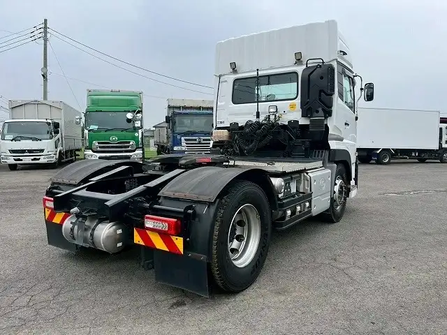 日産UD クオン 大型 トラクター ハイルーフ 1デフの中古トラック画像4