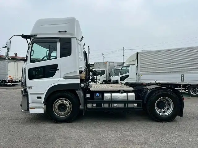 日産UD クオン 大型 トラクター ハイルーフ 1デフの中古トラック画像6