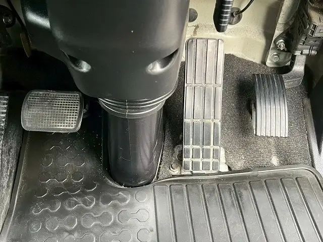 三菱 ファイター 中型/増トン ウイング パワーゲート エアサスの中古トラック画像16