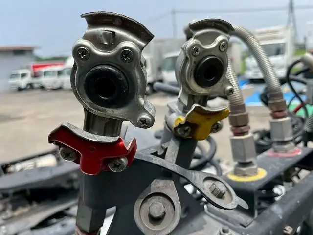 日野 プロフィア 大型 トラクター ハイルーフ 1デフの中古トラック画像10