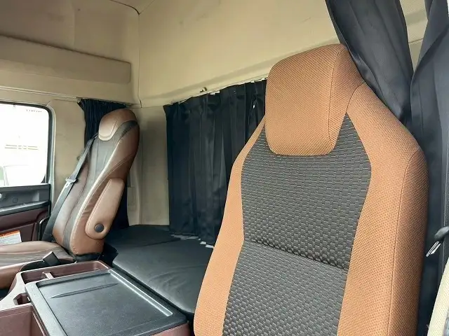 日野 プロフィア 大型 トラクター ハイルーフ 1デフの中古トラック画像12