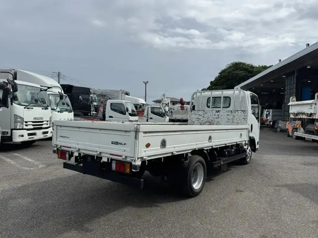 いすゞ エルフ 小型 平ボディ TPG-NMR85AR H28の中古トラック画像3