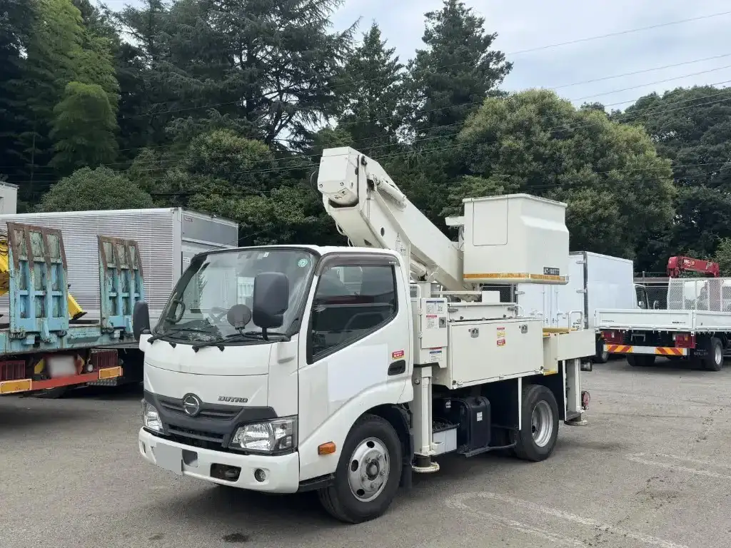 日野 デュトロ 小型 高所・建柱車 高所作業車 電工仕様の中古トラック画像1