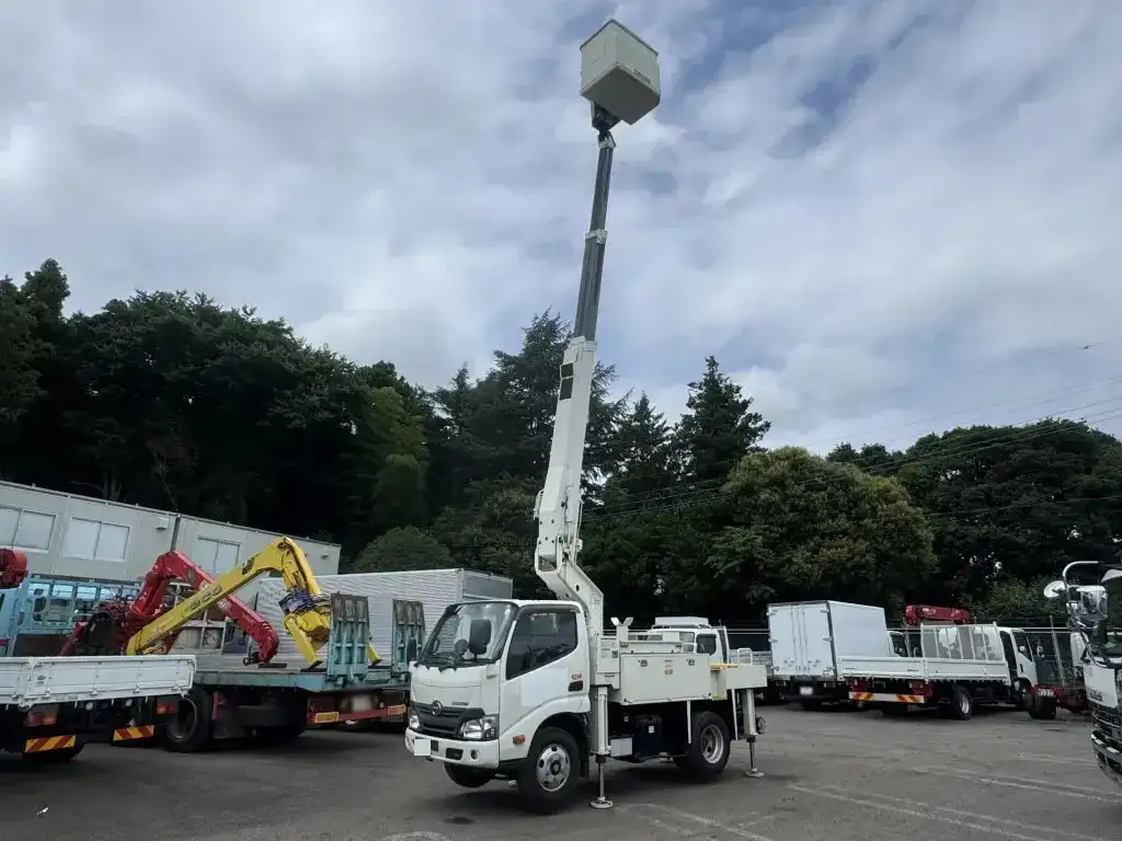 日野 デュトロ 小型 高所・建柱車 高所作業車 電工仕様の中古トラック画像6