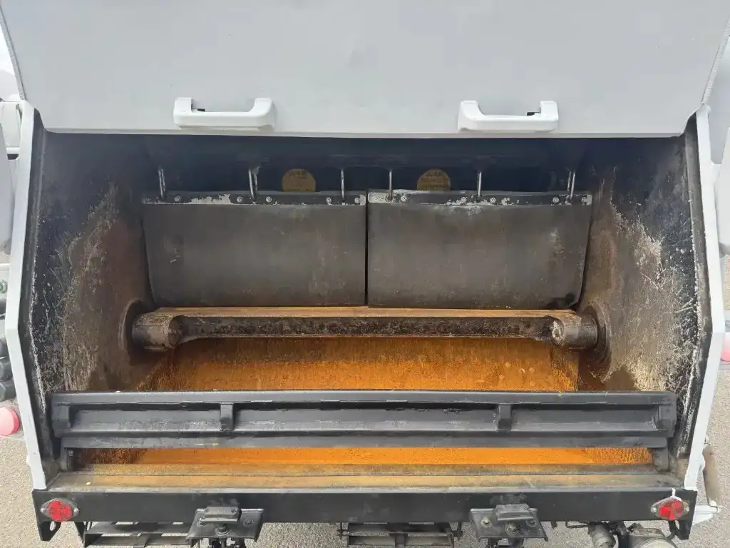日野 デュトロ 小型 パッカー車 巻き込み式 回転ダンプ式の中古トラック画像9