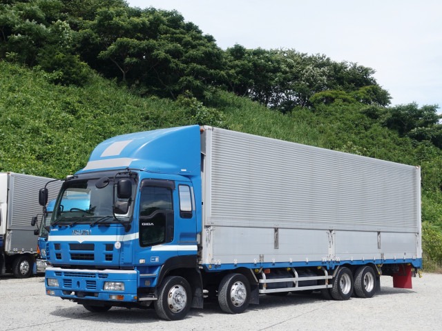 いすゞ ギガ 大型 ウイング