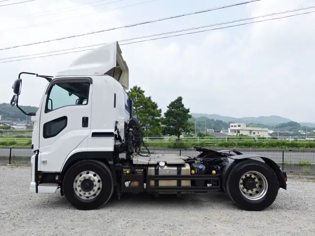 いすゞ ギガ 大型 トラクター 1デフ エアサスの中古トラック画像5