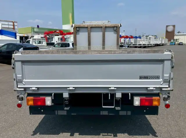 日野 デュトロ 小型 平ボディ 床鉄板 TKG-XZU650Mの中古トラック画像4