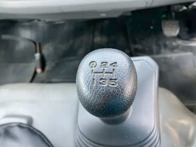 日野 デュトロ 小型 平ボディ 床鉄板 TKG-XZU650Mの中古トラック画像13