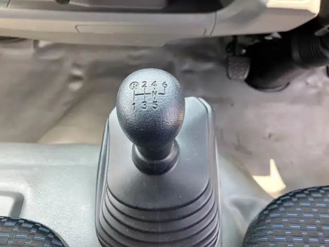 日野 デュトロ 小型 平ボディ パワーゲート 2RG-XZU655Mの中古トラック画像14