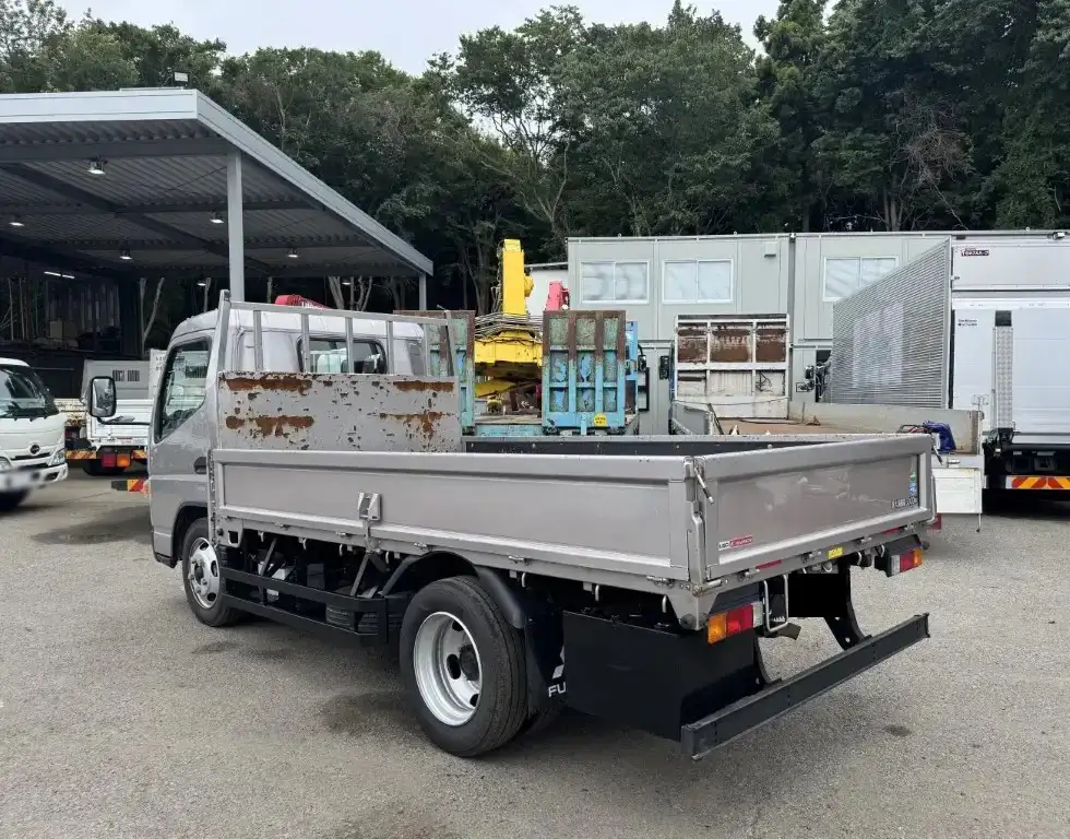 三菱 キャンター 小型 平ボディ 2PG-FEAV0 R3の中古トラック画像4