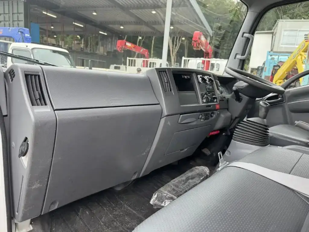 いすゞ エルフ 小型 タンク車 散水車 TKG-NPR85YNの中古トラック画像13