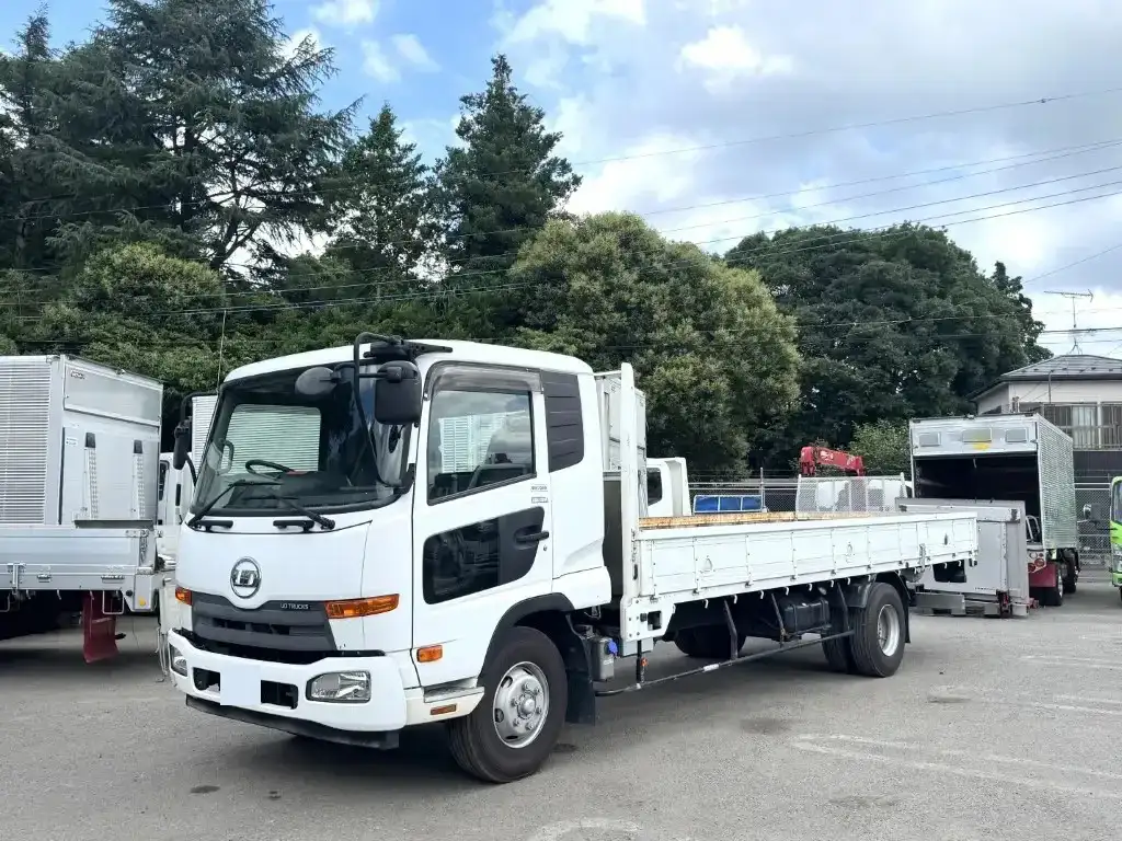 日産UD コンドル 中型/増トン 平ボディ ベッド TKG-MK38Lの中古トラック画像1