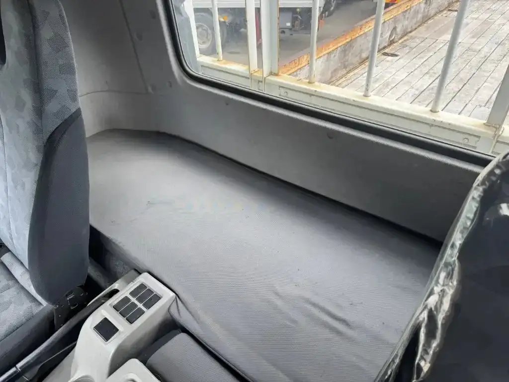 日産UD コンドル 中型/増トン 平ボディ ベッド TKG-MK38Lの中古トラック画像13