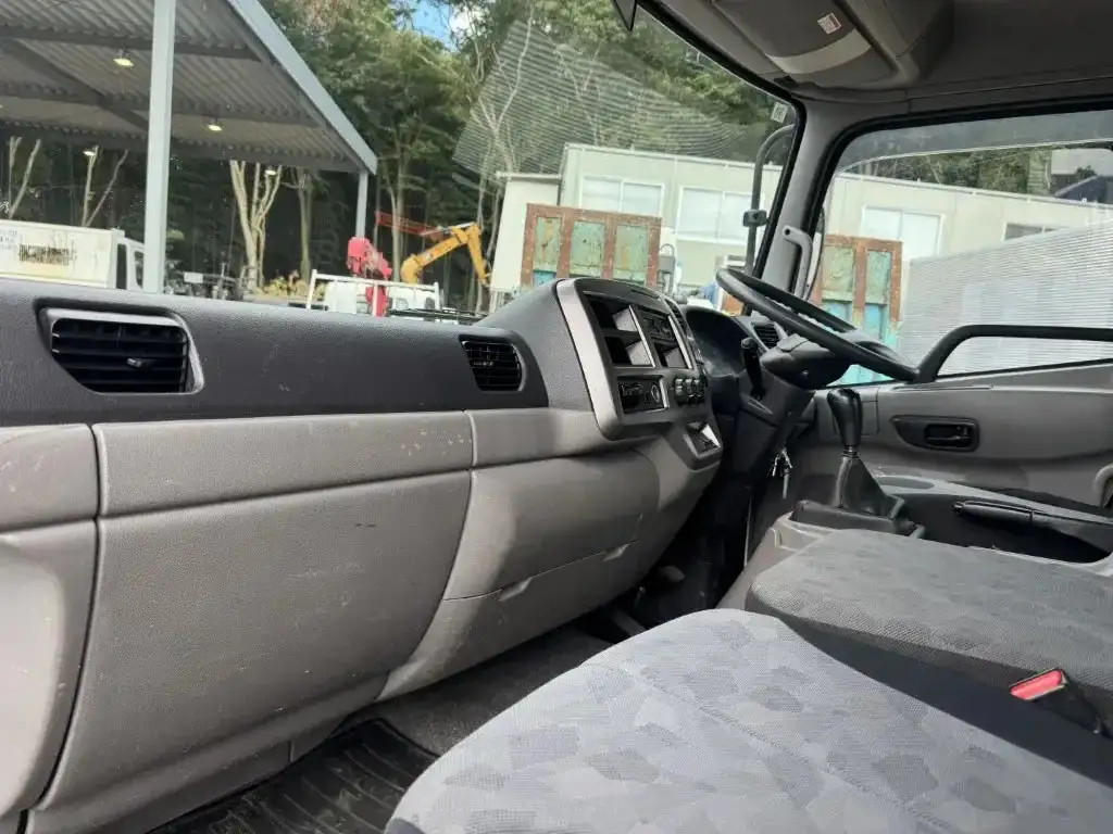 日産UD コンドル 中型/増トン 平ボディ ベッド TKG-MK38Lの中古トラック画像12