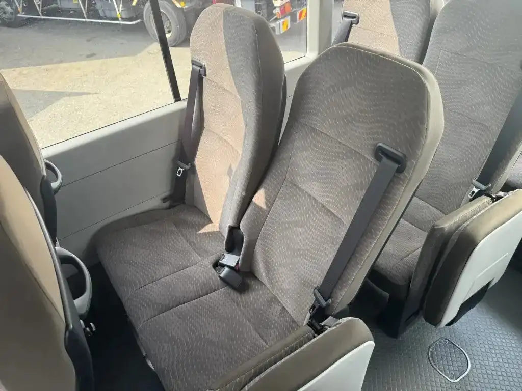 トヨタ コースター 小型 バス マイクロバス SKG-XZB70の中古トラック画像11