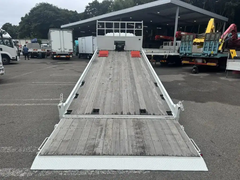 いすゞ フォワード 中型/増トン 車両重機運搬 ラジコン ウインチの中古トラック画像7