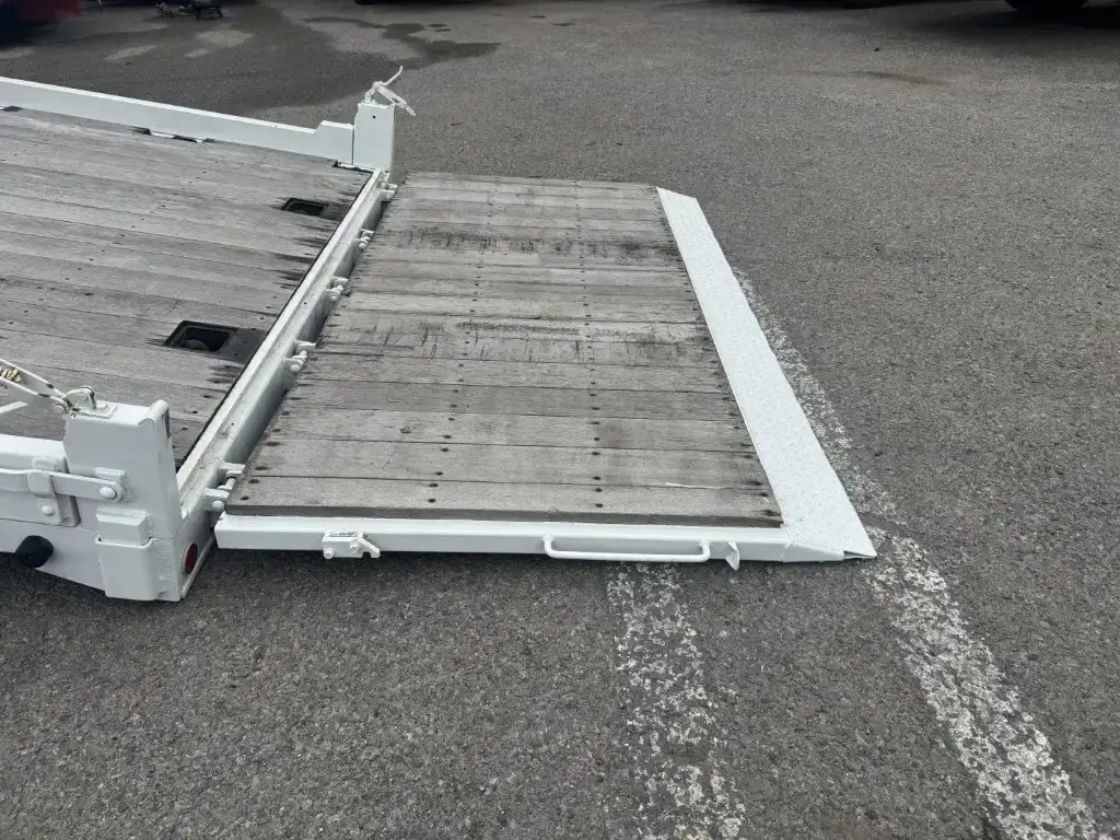 いすゞ フォワード 中型/増トン 車両重機運搬 ラジコン ウインチの中古トラック画像11