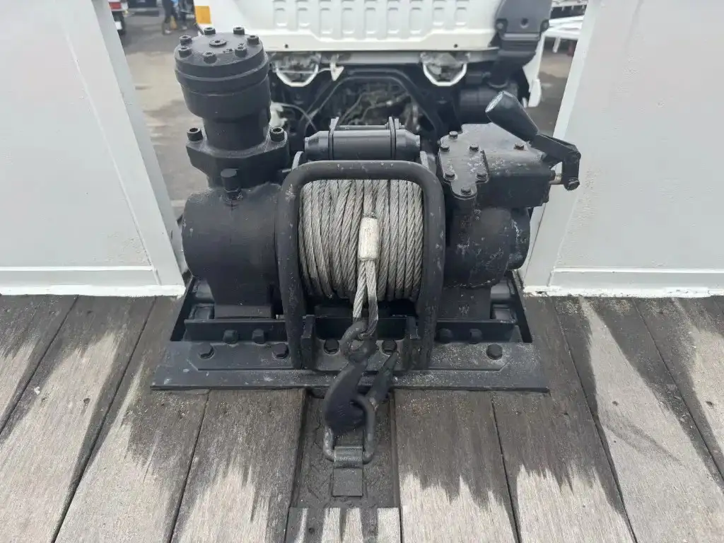 いすゞ フォワード 中型/増トン 車両重機運搬 ラジコン ウインチの中古トラック画像9