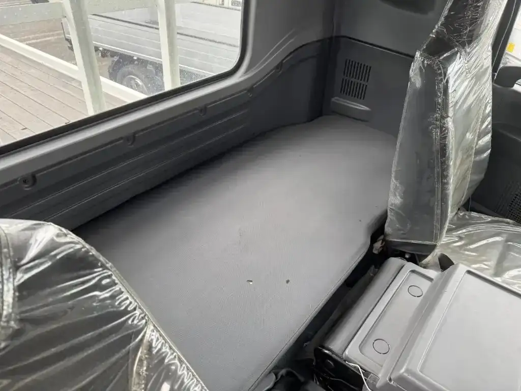 いすゞ フォワード 中型/増トン 車両重機運搬 ラジコン ウインチの中古トラック画像14