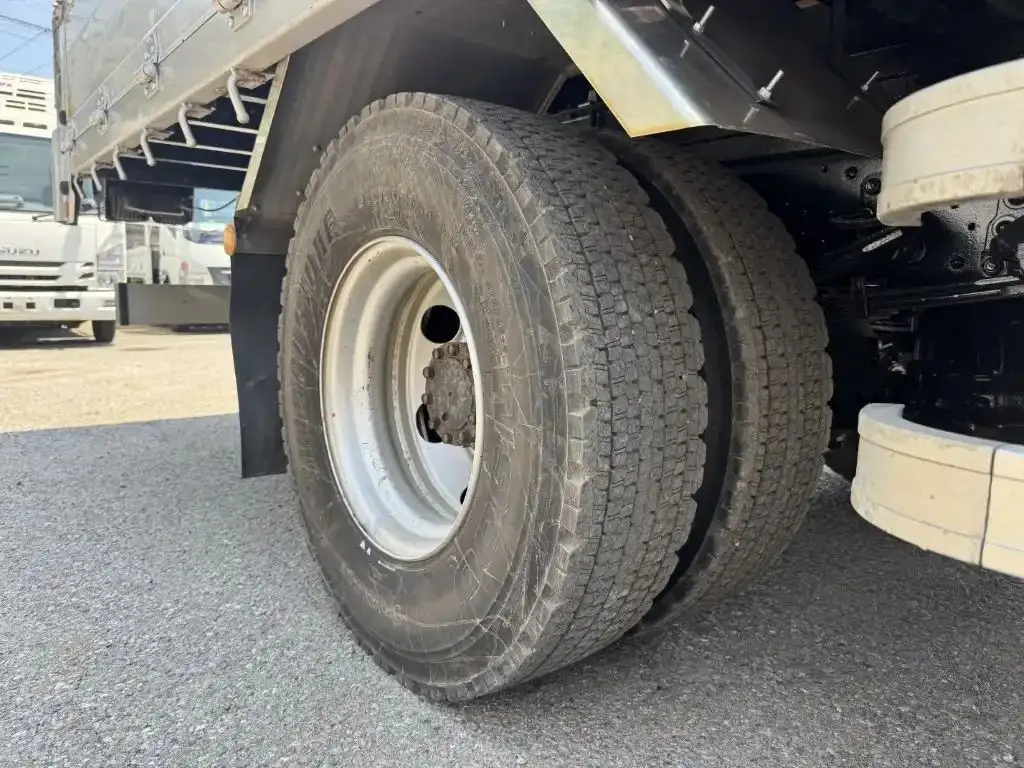 いすゞ フォワード 中型/増トン クレーン付 4段 ラジコンの中古トラック画像20