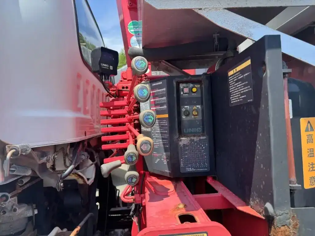 いすゞ フォワード 中型/増トン クレーン付 4段 ラジコンの中古トラック画像7