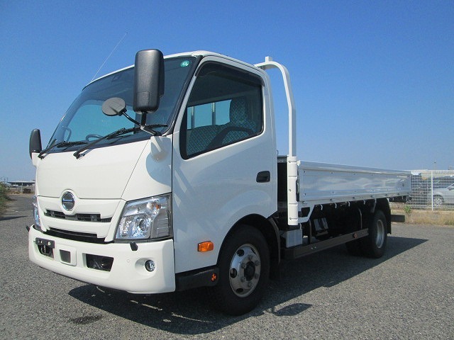 日野 デュトロ 小型 平ボディ 床鉄板 2RG-XZU712M の中古トラック【車両No.189520】