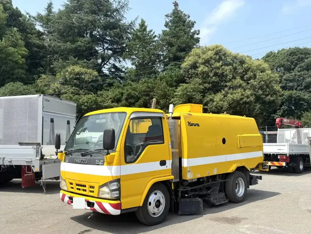 いすゞ エルフ 小型 タンク車 その他 PB-NKR81Nの中古トラック画像1