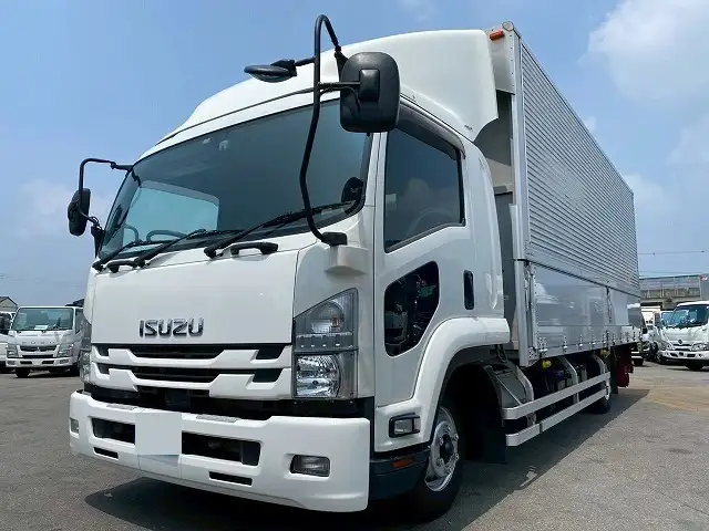 いすゞ フォワード 中型/増トン ウイング エアサス ベッドの中古トラック画像1